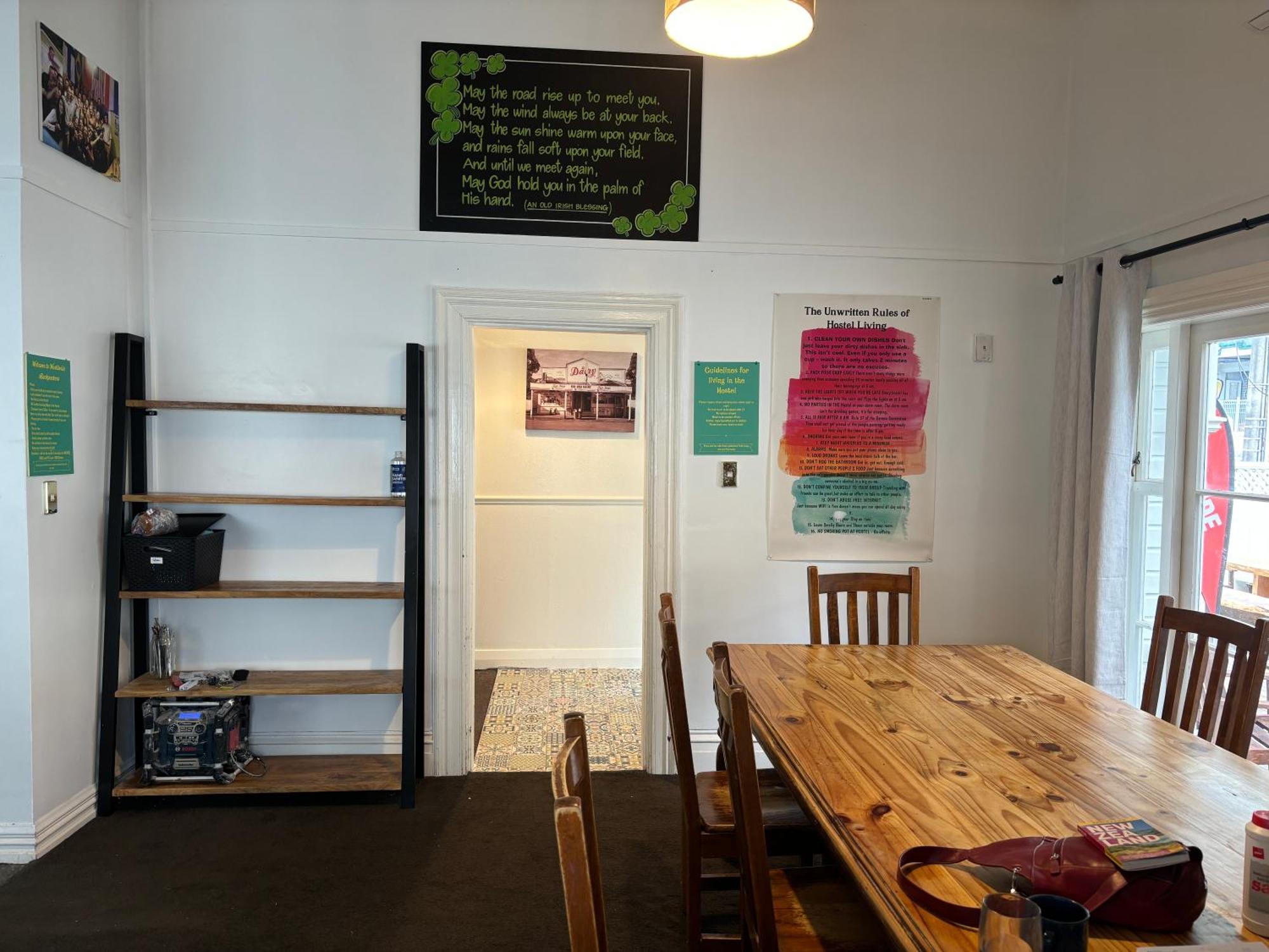 Albergue Worldwide Backpackers Wellington Exterior foto
